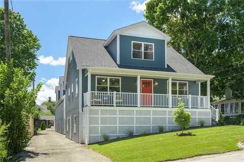 1 Coggeshall Avenue, Bristol, RI 02809