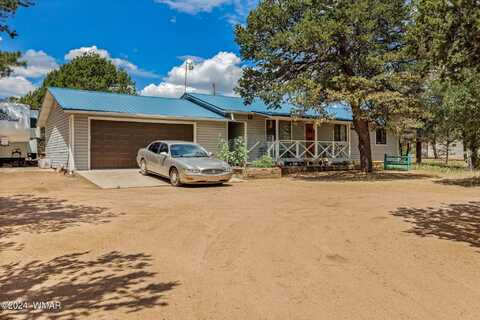 3610 Buckskin Road, Overgaard, AZ 85933