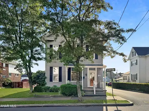 521 N Julian Street, Ebensburg, PA 15931