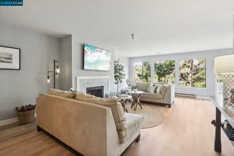 21 Shepherds Knls, Pebble Beach, CA 93953