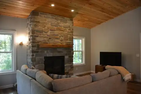 7822 Lake Haven Dr, Baileys Harbor, WI 54202