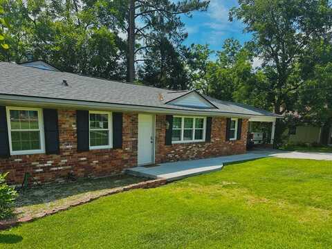 510 Forest Circle, Douglas, GA 31533