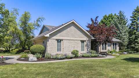 12101 Bending Oaks Court, Fort Wayne, IN 46845