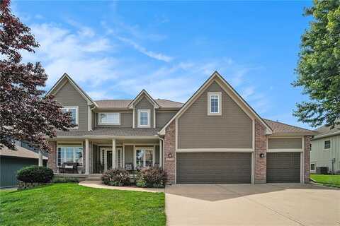 2725 SW Monarch Drive, Lees Summit, MO 64082