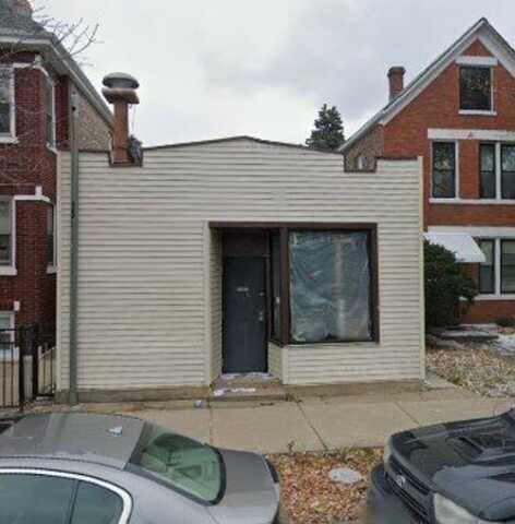 3138 W Pershing Road, Chicago, IL 60632