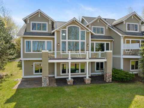 6182 Quarry Ridge, Bay Harbor, MI 49770