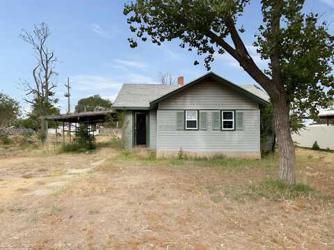 405 NW 2ND Street, Dimmitt, TX 79027