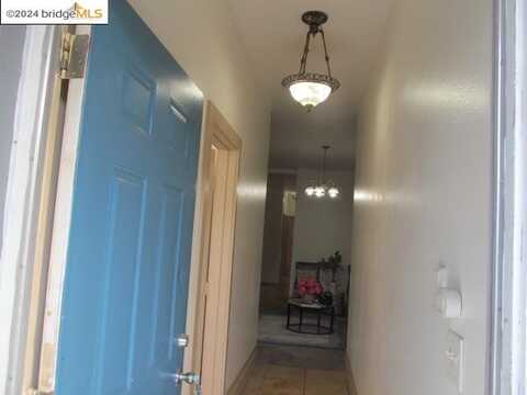 1036 Willow St, Oakland, CA 94607