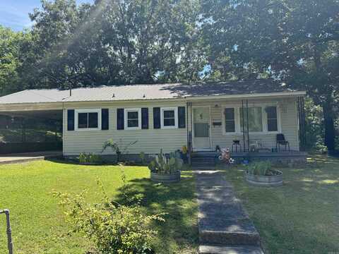 902 Shannon Street, Pocahontas, AR 72455