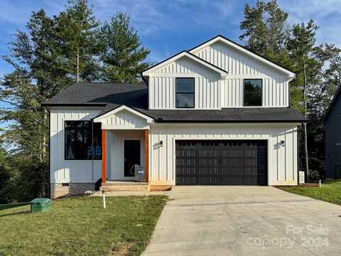 218 Byron Forest Drive, Horse Shoe, NC 28742