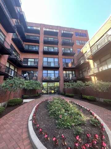 2323 W Pershing Road, Chicago, IL 60609