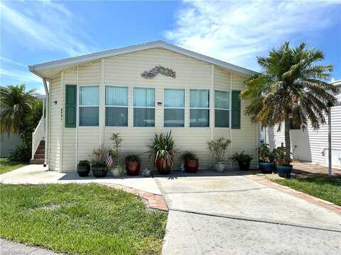 4731 Split Log, ESTERO, FL 33928