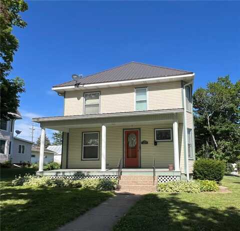 407 S Broadway Street, Toledo, IA 52342