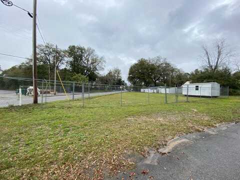 803 N Lloyd Street, Crestview, FL 32536