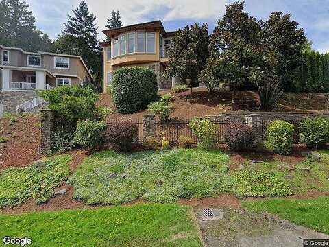 102Nd, BELLEVUE, WA 98004