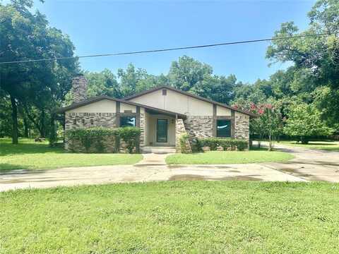 14Th, BROWNWOOD, TX 76801