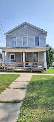 Court, CAMBRIDGE, IL 61238