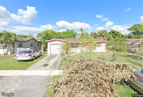 18Th, LAUDERHILL, FL 33313