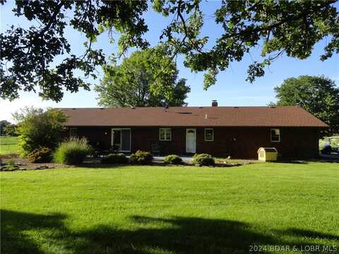 16586 Highway WW, Lebanon, MO 65536