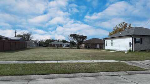 1908 JOSEPH Drive, St Bernard, LA 70085