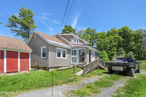 167 Loop Rd, Savoy, MA 01256