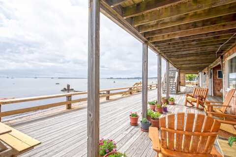 535 Commercial Street, Provincetown, MA 02657