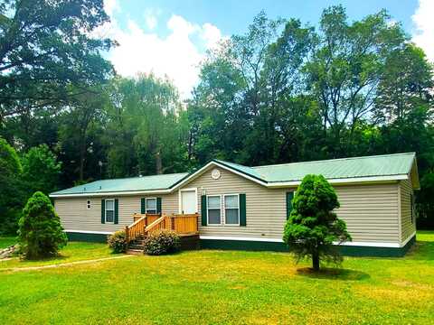 4784 E McBrides Road, Edmore, MI 48829