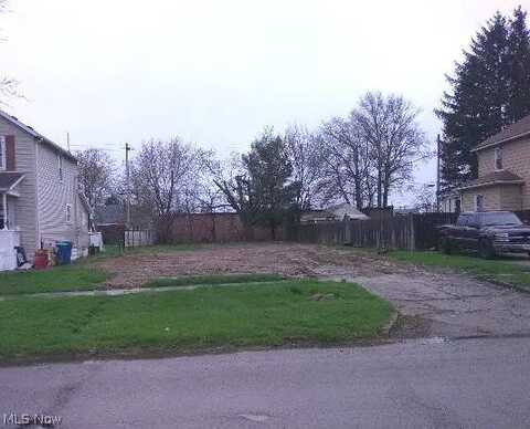 2321 E 29th Street, Lorain, OH 44055