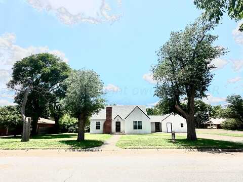 711 Euclid Avenue, Panhandle, TX 79068