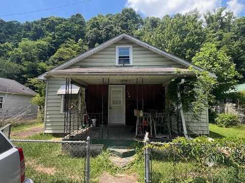 276 HELEN BOTTOM, HELEN, WV 25853