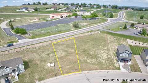 2124 Big Lost Dr, Gillette, WY 82718