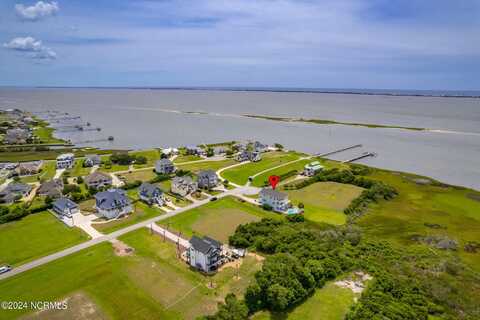 412 Island View Drive, Newport, NC 28570