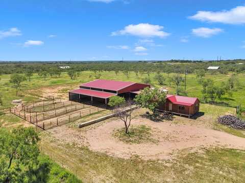 424 Airport Rd, Mason, TX 76856