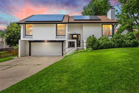 408 Lancaster Lane, West Branch, IA 52358