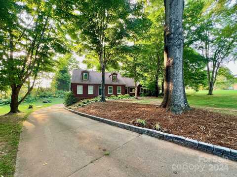 51 Colts Neck Lane, Taylorsville, NC 28681