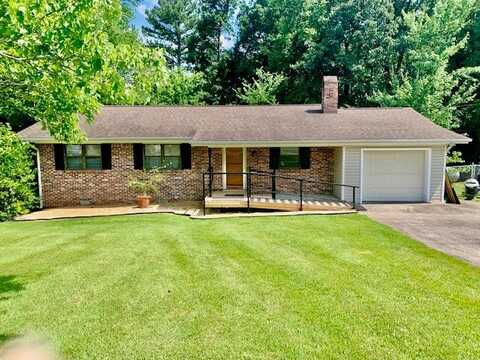 423 Clear Oaks Drive, DALTON, GA 30721