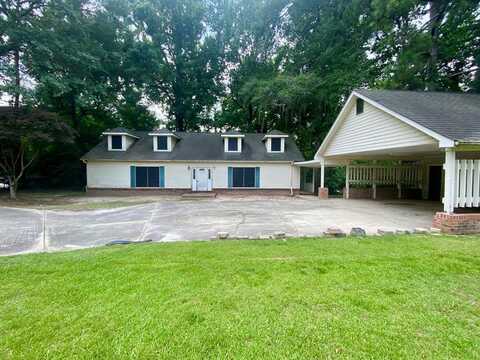 106 Creek Circle, Eufaula, AL 36027