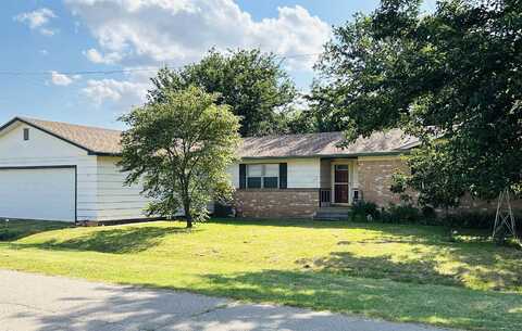 315 N Biloxi Street, Pond Creek, OK 73766