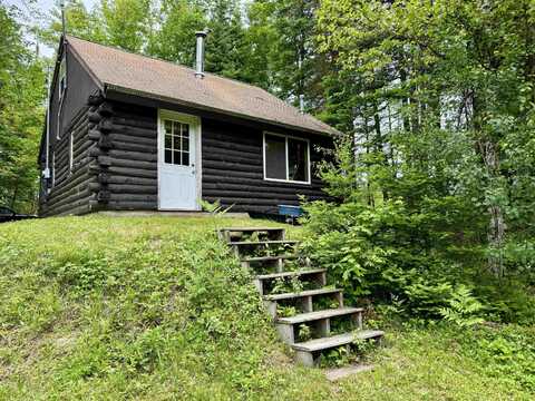 5 Rabbit Run, Pittsburg, NH 03592