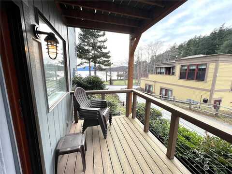 Main Street Unit 7, Orcas, WA 98245