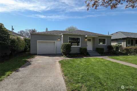 8Th, LONGVIEW, WA 98632