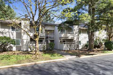 171St, WOODINVILLE, WA 98072