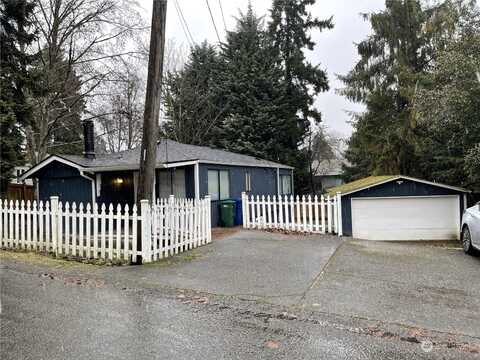 91St, KIRKLAND, WA 98034