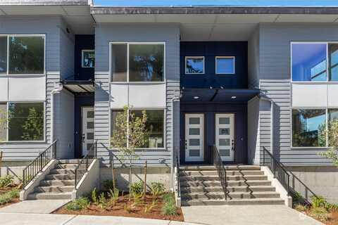 N 148Th Street Unit D, Shoreline, WA 98133