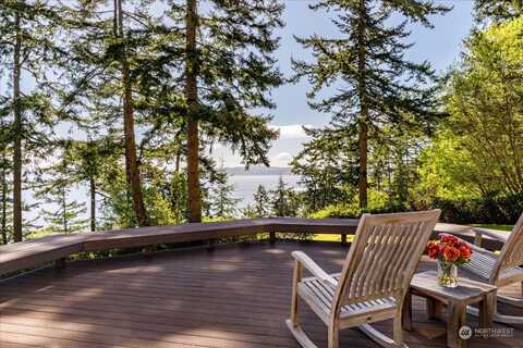 North Bluff Road, Coupeville, WA 98239