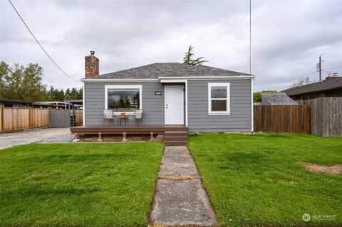 S 15Th Street, Mount Vernon, WA 98273