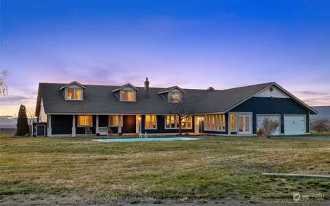 Takhoma Farm Lane, Ellensburg, WA 98926