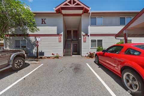 4Th Street Ne Unit K 201, East Wenatchee, WA 98802