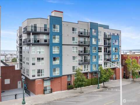 Grand Ave Unit B-208, Everett, WA 98201