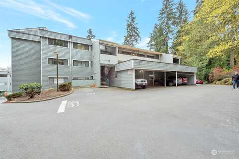 15Th Avenue Ne Unit D-8, Seattle, WA 98125